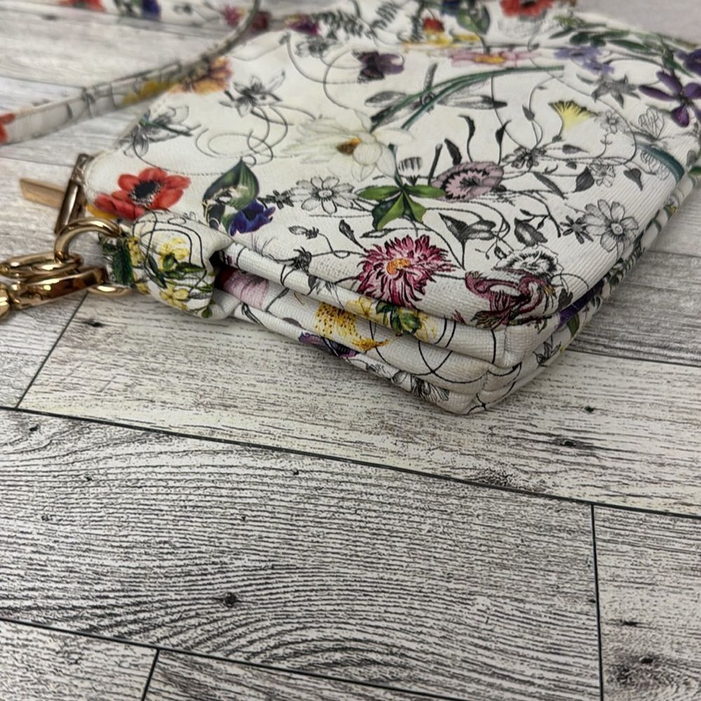 Imoshion Floral Crossbody Bag - Picture 6 of 16